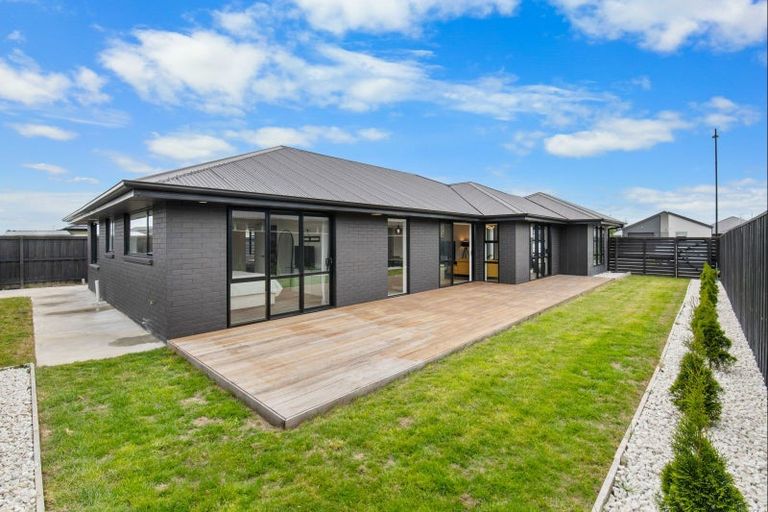 Photo of property in 7 Avanda Avenue, Rolleston, 7615