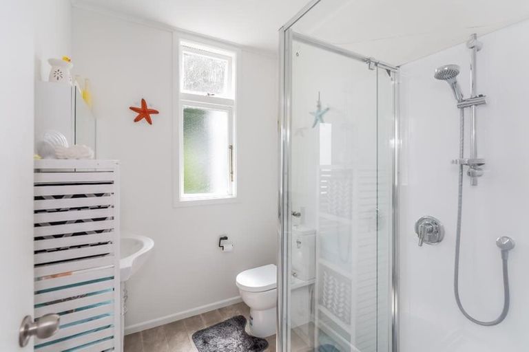 Photo of property in 23 Liverpool Street, Levin, 5510