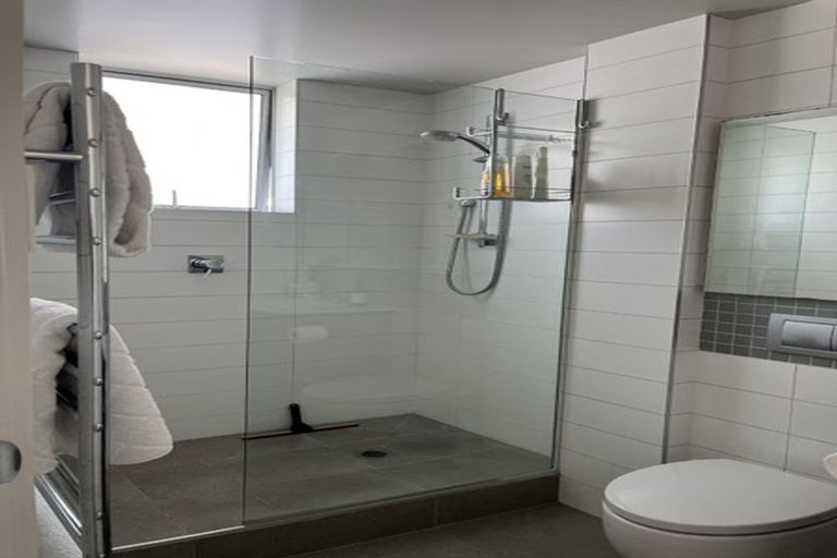 Photo of property in 3/381 Tamaki Drive, Saint Heliers, Auckland, 1071