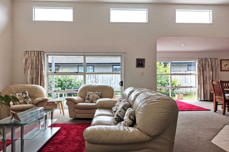 Photo of property in 59 Pyle Road West, One Tree Point, 0118