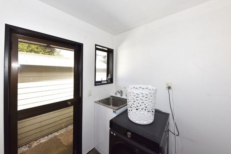 Photo of property in 4/82 Lincoln Road, Hillmorton, Christchurch, 8024