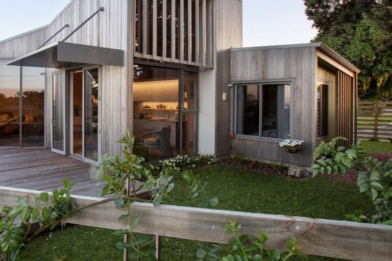 Photo of property in 74 Maxwells Road, Otumoetai, Tauranga, 3110