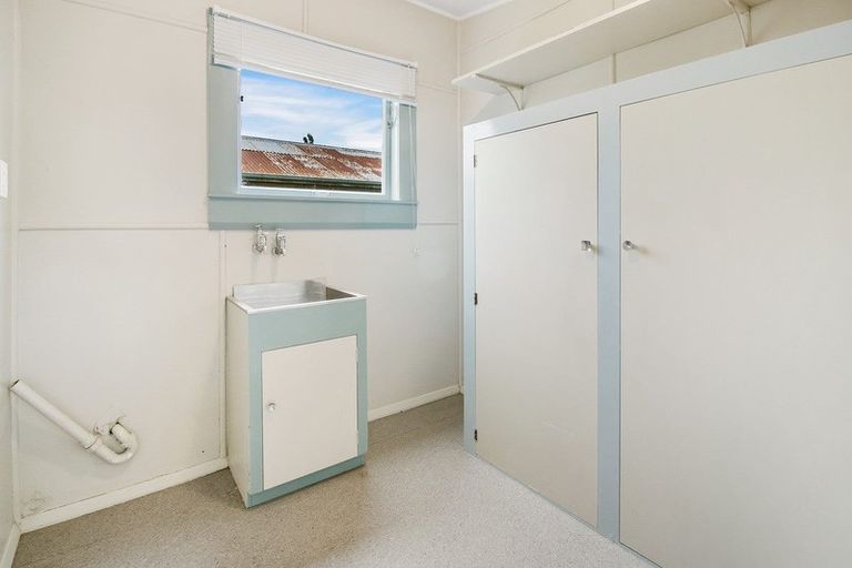 Photo of property in 10 Coronation Street, Waimate, 7924