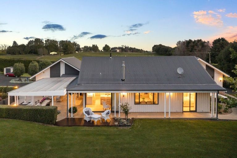 Photo of property in 24 Ellett Road West, Karaka, Papakura, 2580