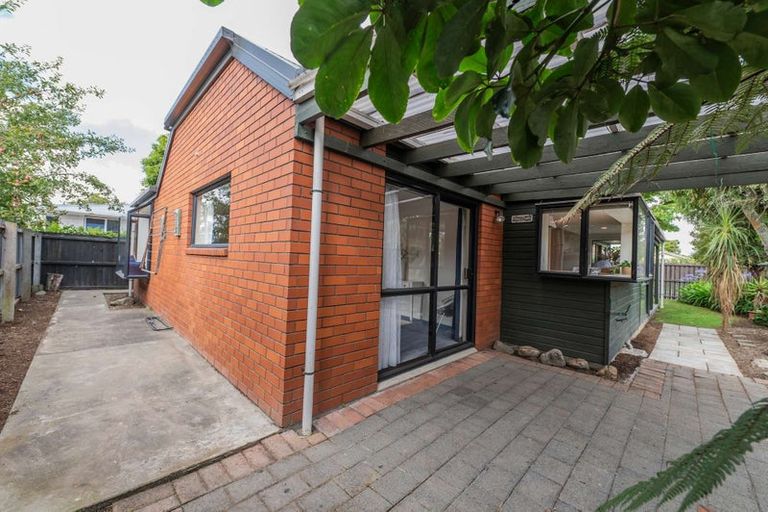Photo of property in 36 Delph Street, Avonhead, Christchurch, 8042