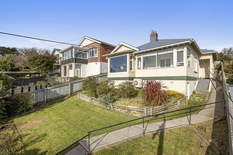 Photo of property in 10 Highcliff Road, Andersons Bay, Dunedin, 9013