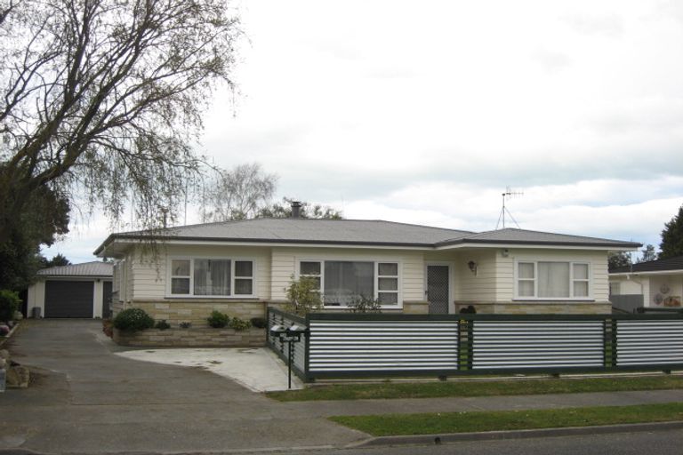 Photo of property in 21 Magdalen Crescent, Pirimai, Napier, 4112