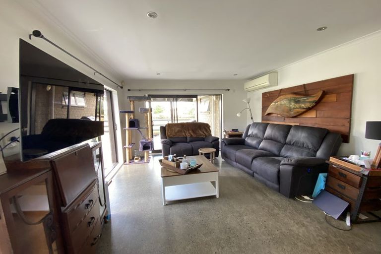 Photo of property in 5b Armitage Place, Tuakau, 2121