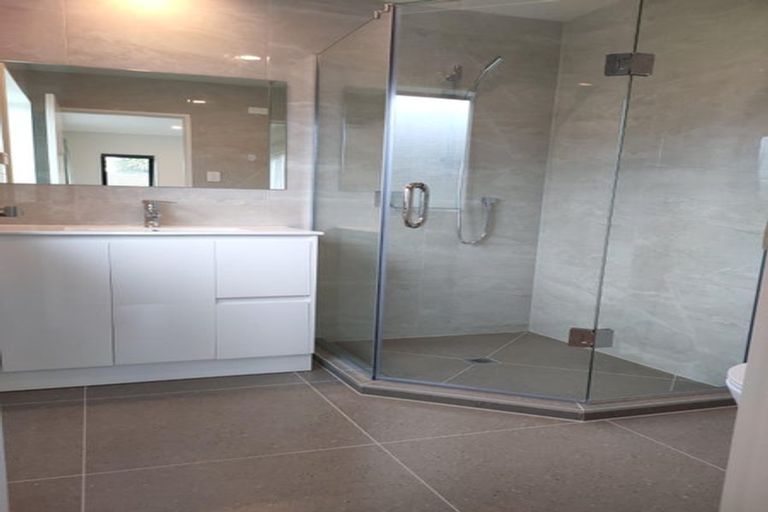 Photo of property in 47a Withers Road, Glen Eden, Auckland, 0602