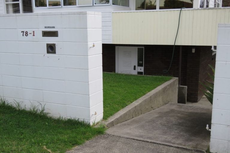 Photo of property in 1/78 Castor Bay Road, Castor Bay, Auckland, 0620