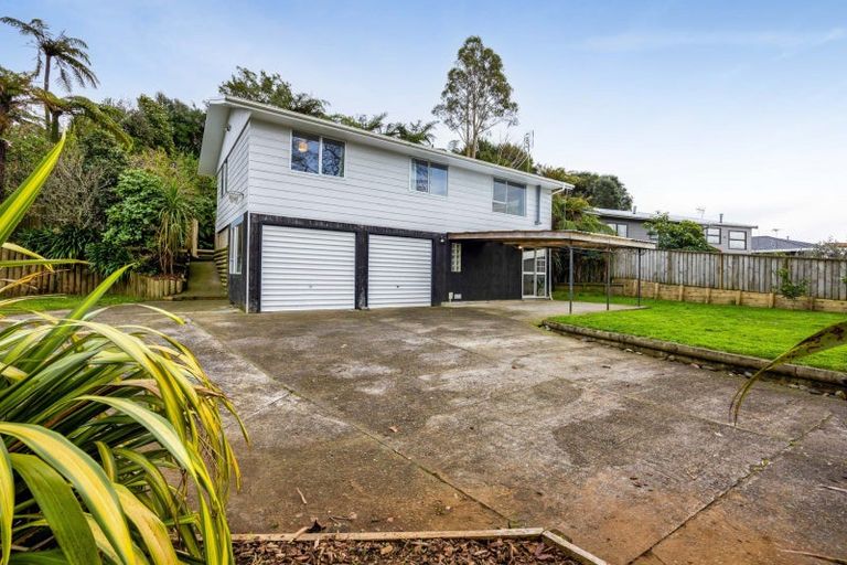Photo of property in 73 Heta Road, Highlands Park, New Plymouth, 4312
