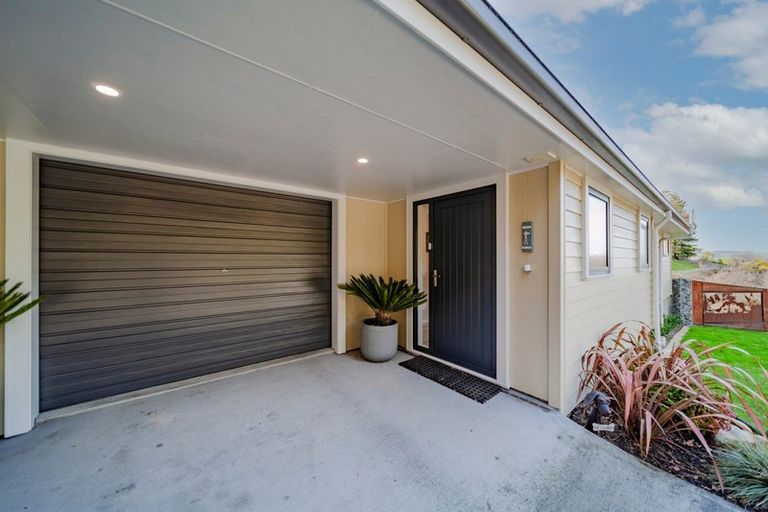 Photo of property in 5 Windsor Road, Waipawa, 4210