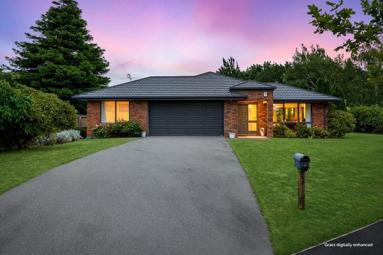 Photo of property in 5 Caesar Close, Rolleston, 7614