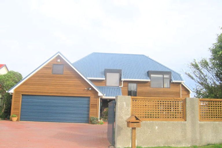 Photo of property in 5 Lemonwood Grove, Maungaraki, Lower Hutt, 5010