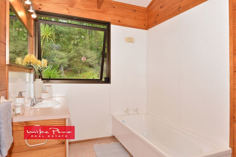 Photo of property in 27 Westwood Lane, Horahora, Whangarei, 0110