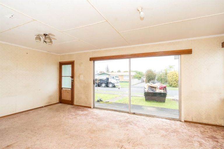 Photo of property in 5 Cricket Place, Melville, Hamilton, 3206