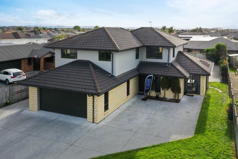 Photo of property in 6 Whistler Close, Rototuna North, Hamilton, 3210