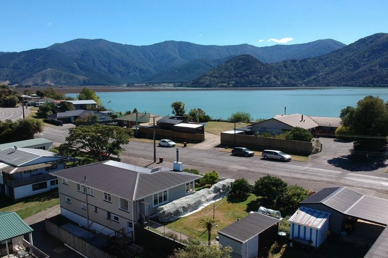 Photo of property in 5 Cook Street, Havelock, 7100