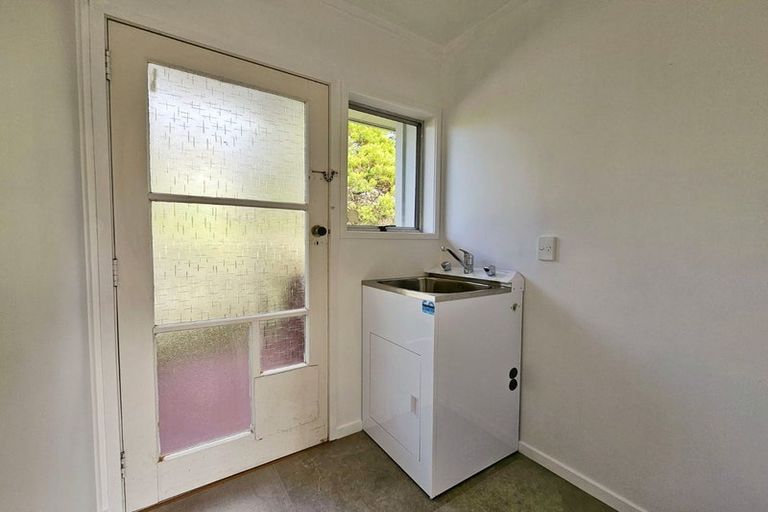 Photo of property in 51b Daytona Road, Henderson, Auckland, 0610