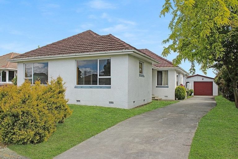 Photo of property in 65 Appleby Crescent, Burnside, Christchurch, 8053