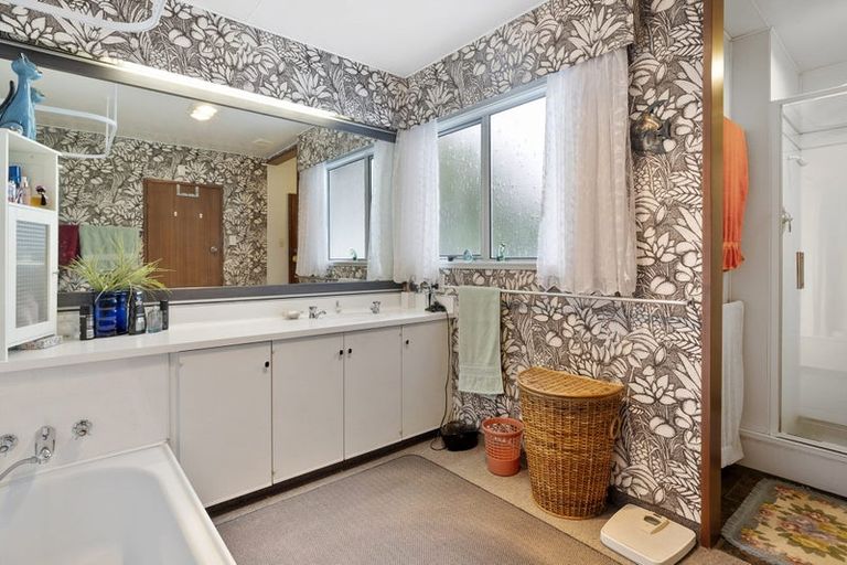 Photo of property in 42 Puketai Street, Andersons Bay, Dunedin, 9013