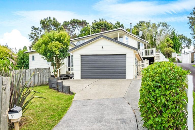 Photo of property in 11 Babington Place, Torbay, Auckland, 0630