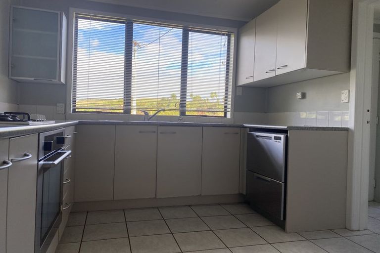 Photo of property in 35 Cane Road, Waimauku, 0812