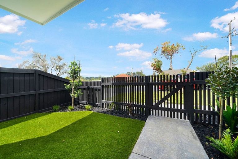Photo of property in 14 Akehurst Avenue, New Lynn, Auckland, 0600