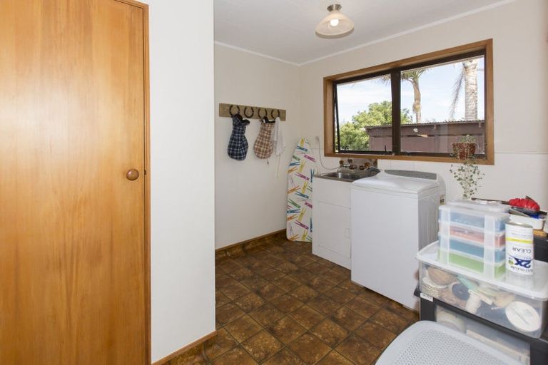 Photo of property in 242 Baylys Coast Road, Dargaville, 0377