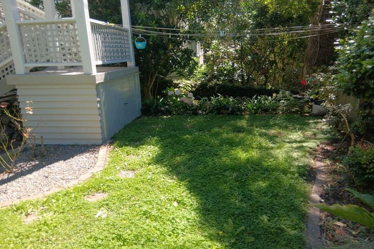 Photo of property in 103 Salamanca Road, Wellington Central, Wellington, 6011