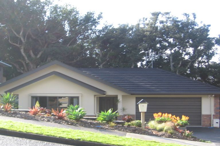 Photo of property in 9 Kotuku Street, Maunu, Whangarei, 0110