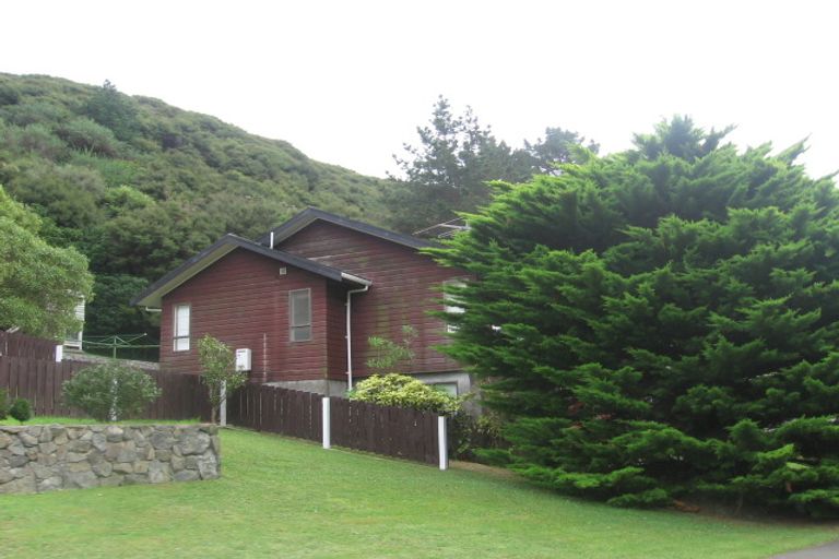 Photo of property in 36 Postgate Drive, Whitby, Porirua, 5024
