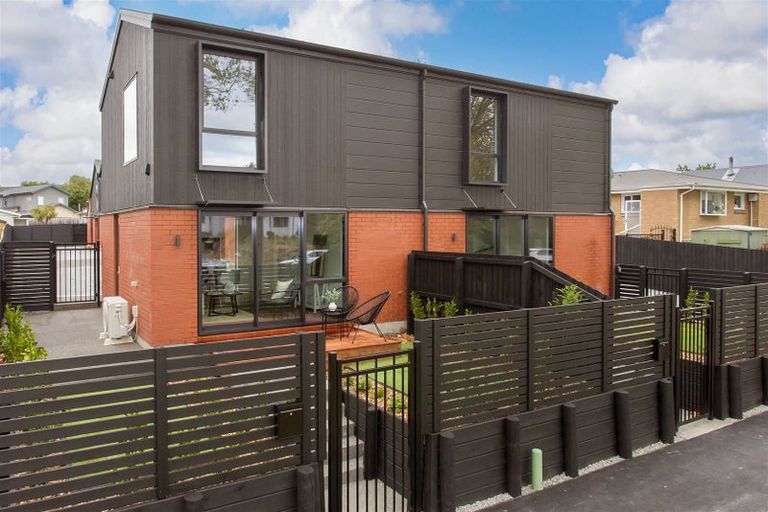 Photo of property in 2/58 Linwood Avenue, Linwood, Christchurch, 8011