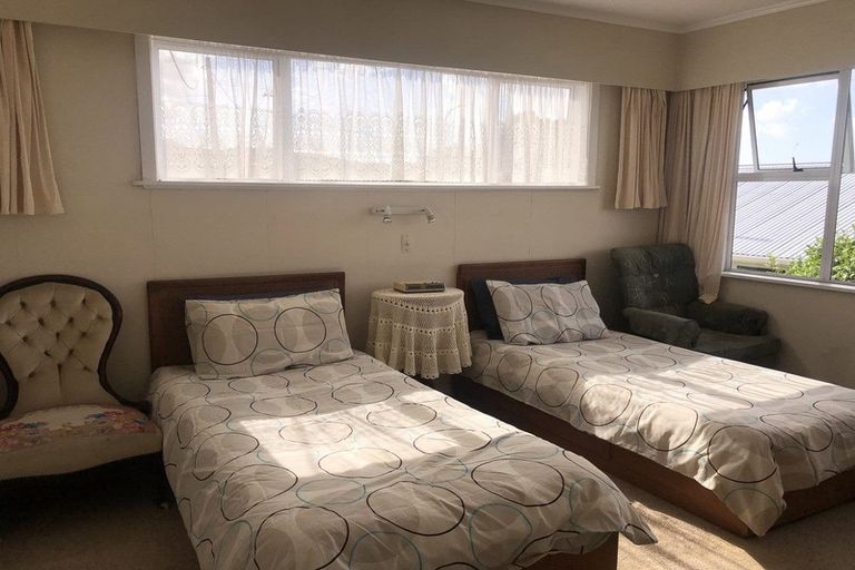 Photo of property in 102 Onerahi Road, Onerahi, Whangarei, 0110