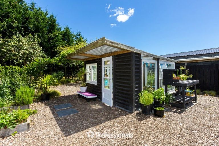 Photo of property in 264c Old School Road, Maymorn, Upper Hutt, 5018