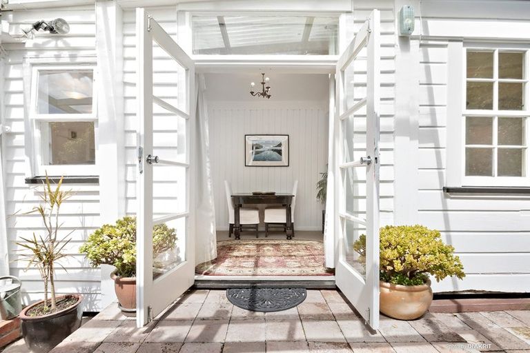 Photo of property in 40 Motueka Street, Ngaio, Wellington, 6035