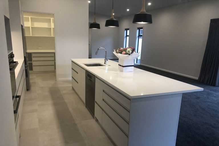 Photo of property in 27 South Street, West End, Palmerston North, 4410