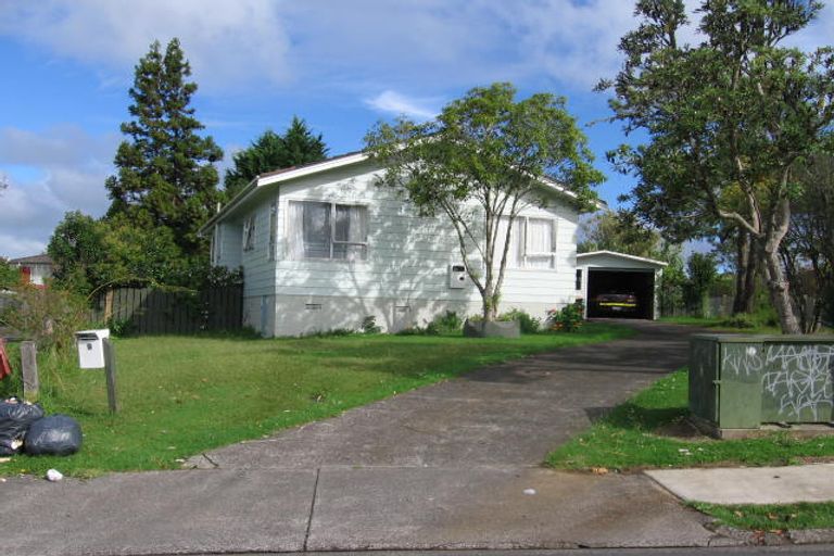 Photo of property in 9 Karina Place, Glen Eden, Auckland, 0602