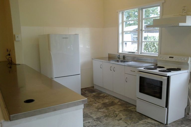 Photo of property in 72 Hall Avenue, Otahuhu, Auckland, 1062