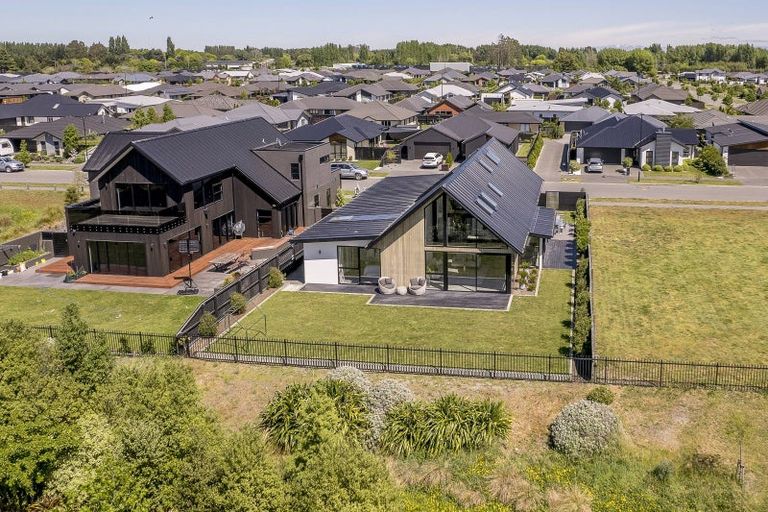 Photo of property in 21 Karere Avenue, Marshland, Christchurch, 8083