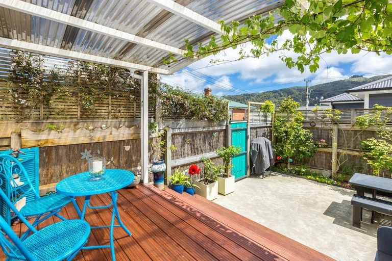 Photo of property in 15a Kiln Street, Silverstream, Upper Hutt, 5019