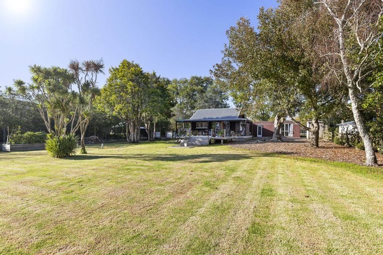 Photo of property in 162 Fred Taylor Drive, Whenuapai, Auckland, 0814