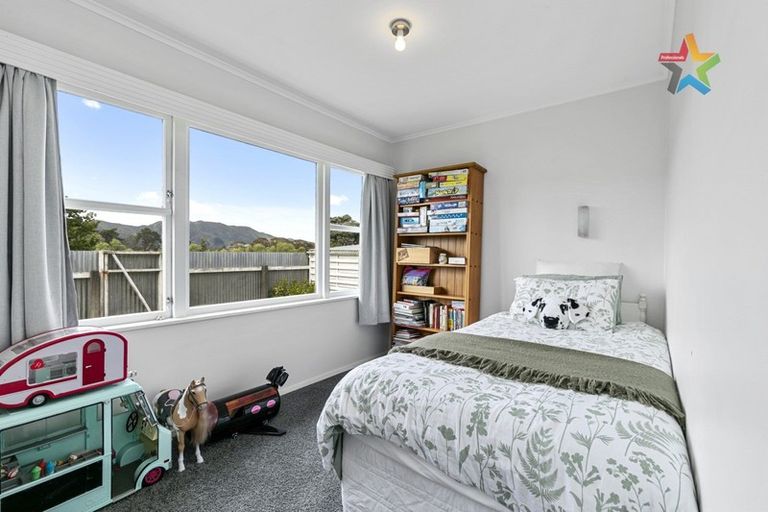 Photo of property in 258 Grounsell Crescent, Belmont, Lower Hutt, 5010
