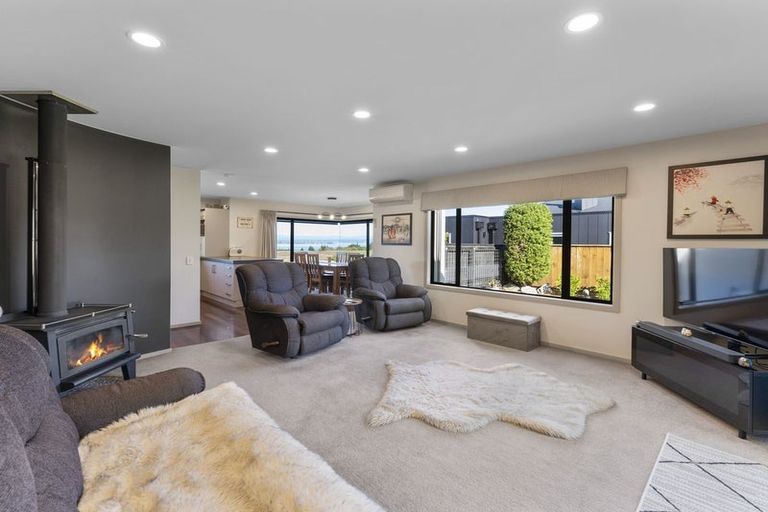 Photo of property in 202 Acacia Bay Road, Nukuhau, Taupo, 3330