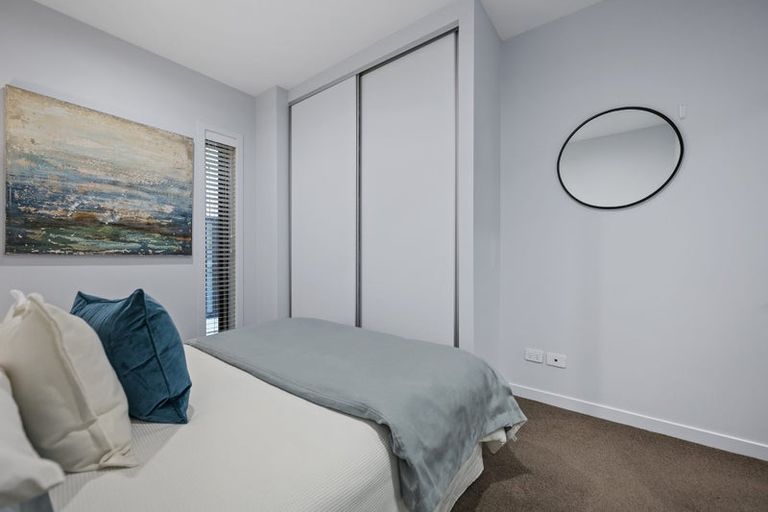 Photo of property in Frank Sargeson Apts, 401/74 Anzac Street, Takapuna, Auckland, 0622