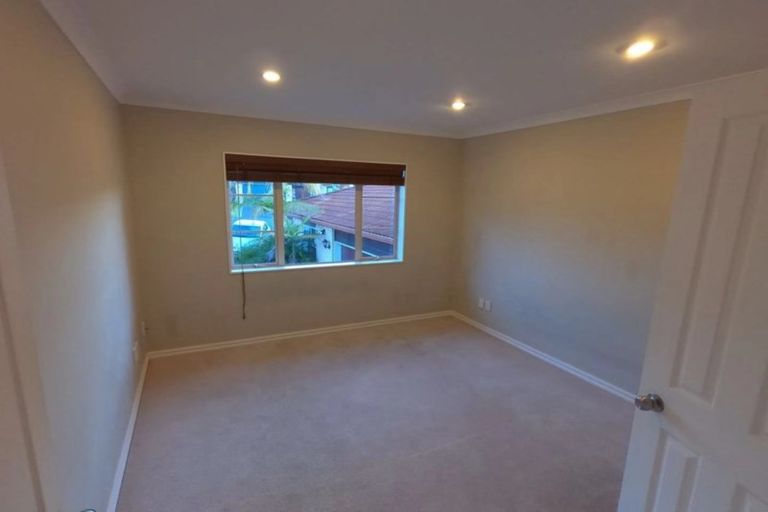 Photo of property in 15 Vinewood Drive, Albany, Auckland, 0632