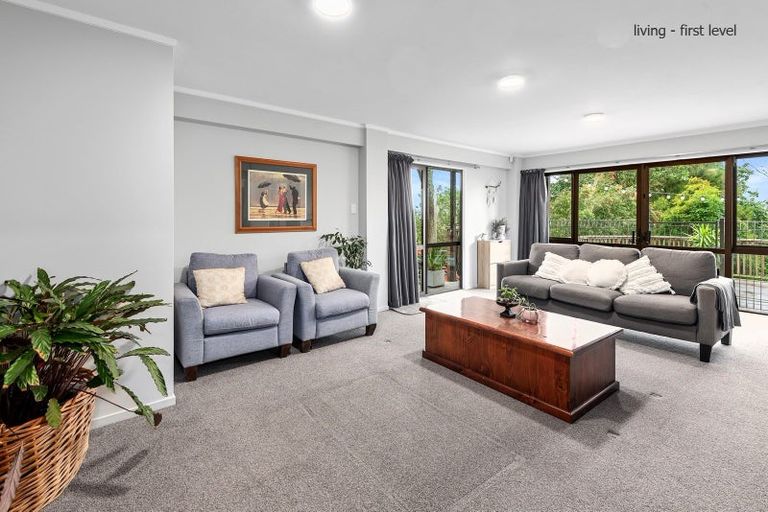 Photo of property in 13 Barclay Place, Te Kamo, Whangarei, 0112