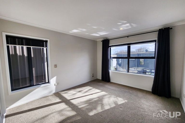 Photo of property in 28 Liquidambar Drive, Hobsonville, Auckland, 0616