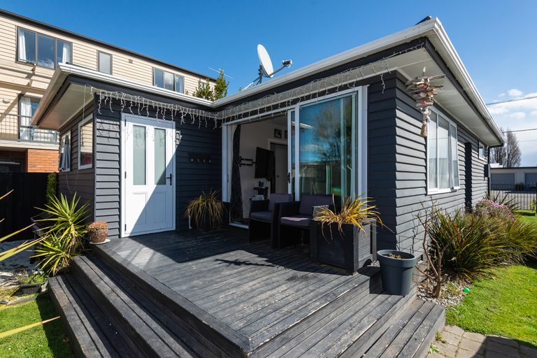 Photo of property in 86 Packe Street, Edgeware, Christchurch, 8013