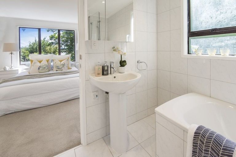 Photo of property in 13 Herbert Street, Hauraki, Auckland, 0622